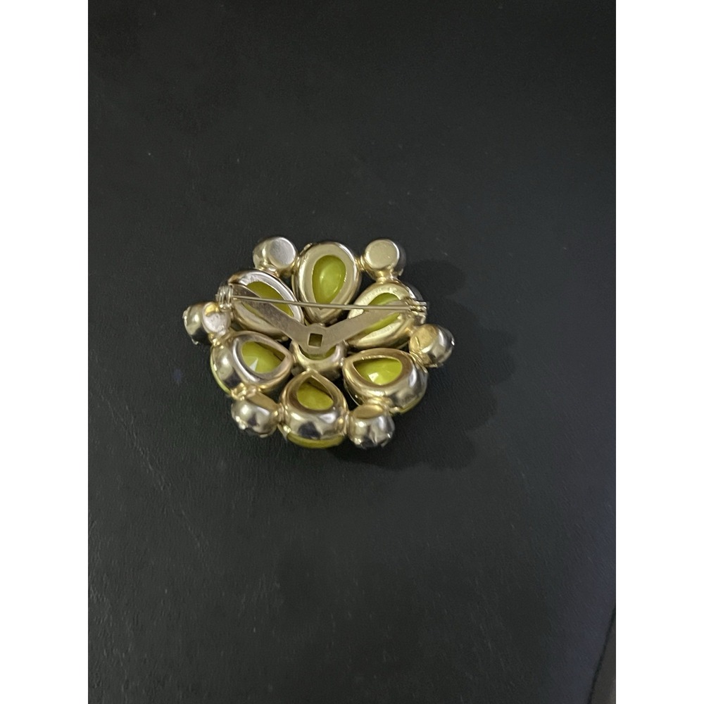VINTAGE yellow GLASS aurora borealis RHINESTONE BROOCH pin prong - Picture 12 of 13